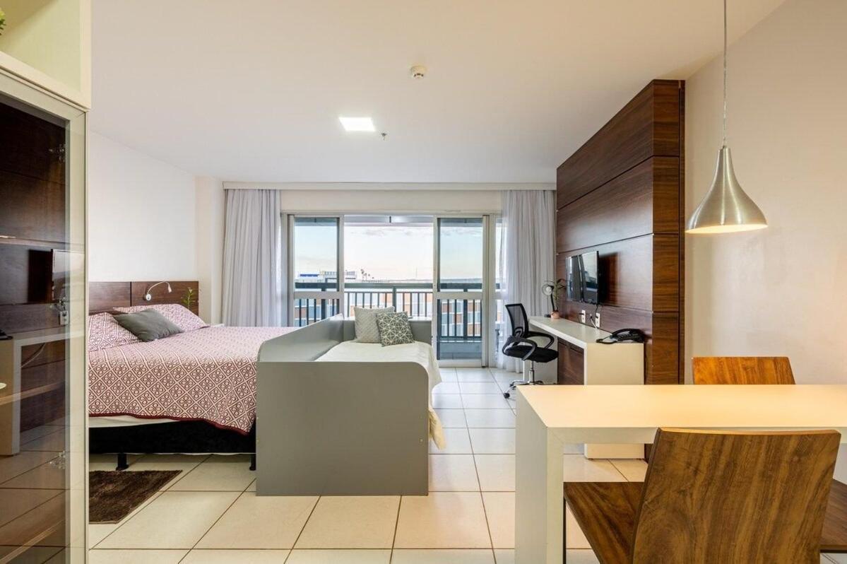 Apartamento V708 Flat Em Bsb Exclusivo Wi-fi Academia Pratico